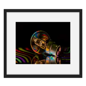 'Lightbulb Moment'. Studio art by Stephen Knowles
